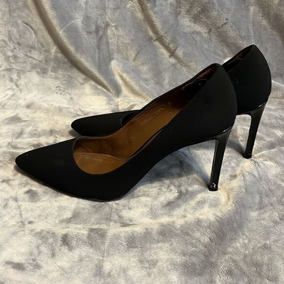 Donald J. Pliner Treva Pointed Toe Pumps - Picture 2 of 10